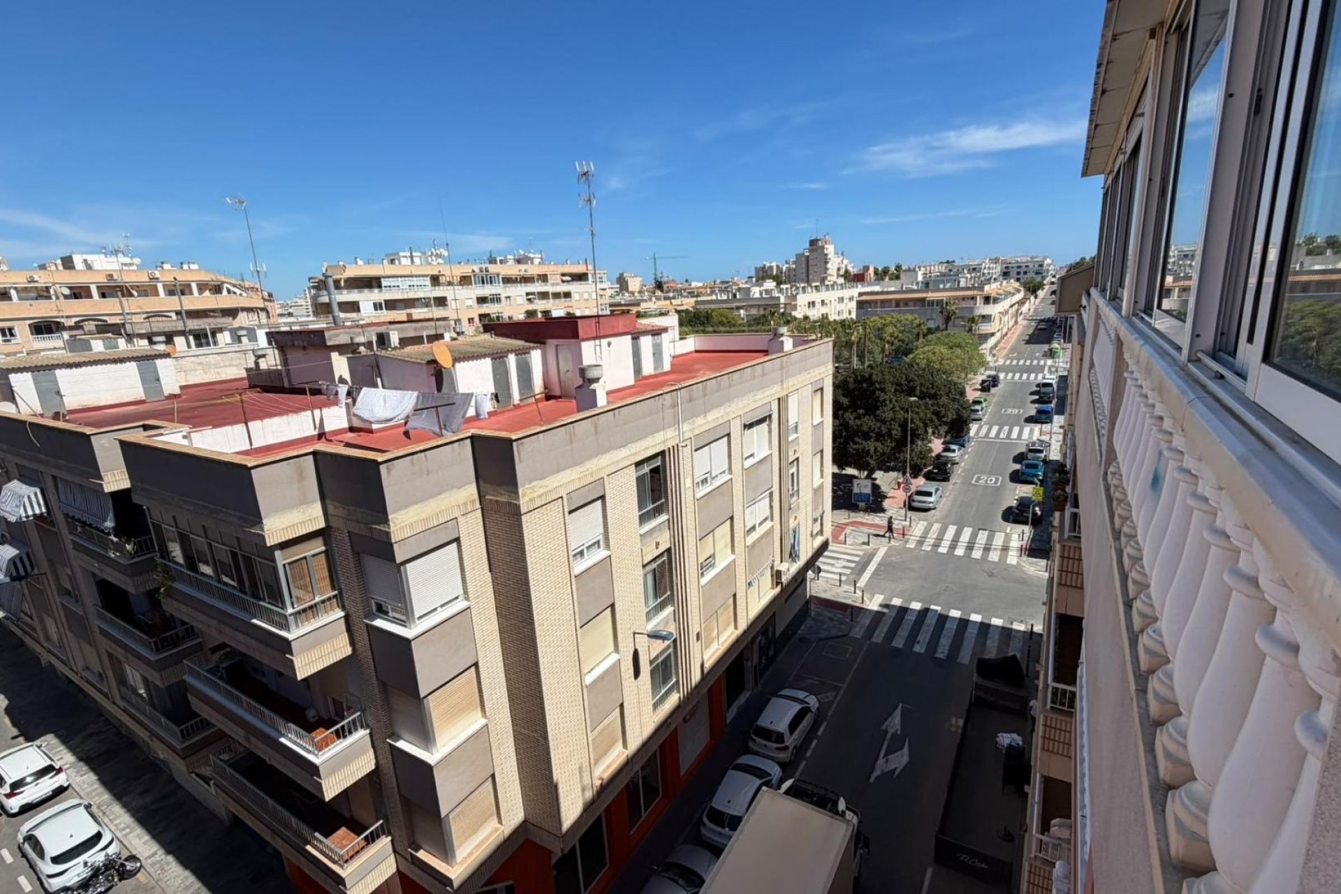 Herverkoop - Appartement -
Torrevieja - Playa del Cura