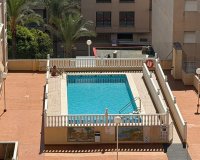 Herverkoop - Appartement -
Torrevieja - Playa del Cura