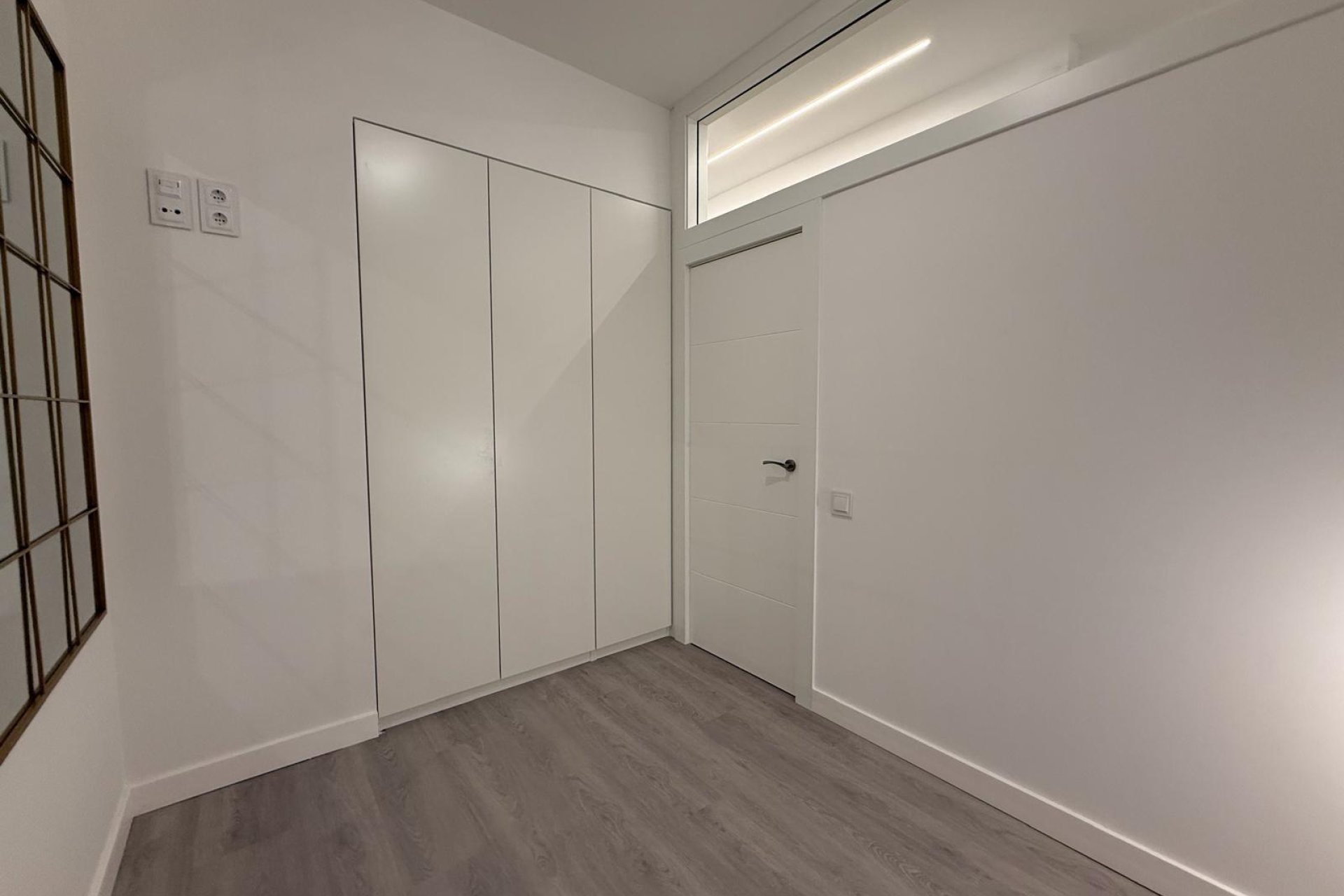 Herverkoop - Appartement -
Torrevieja - Playa del Cura