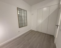 Herverkoop - Appartement -
Torrevieja - Playa del Cura