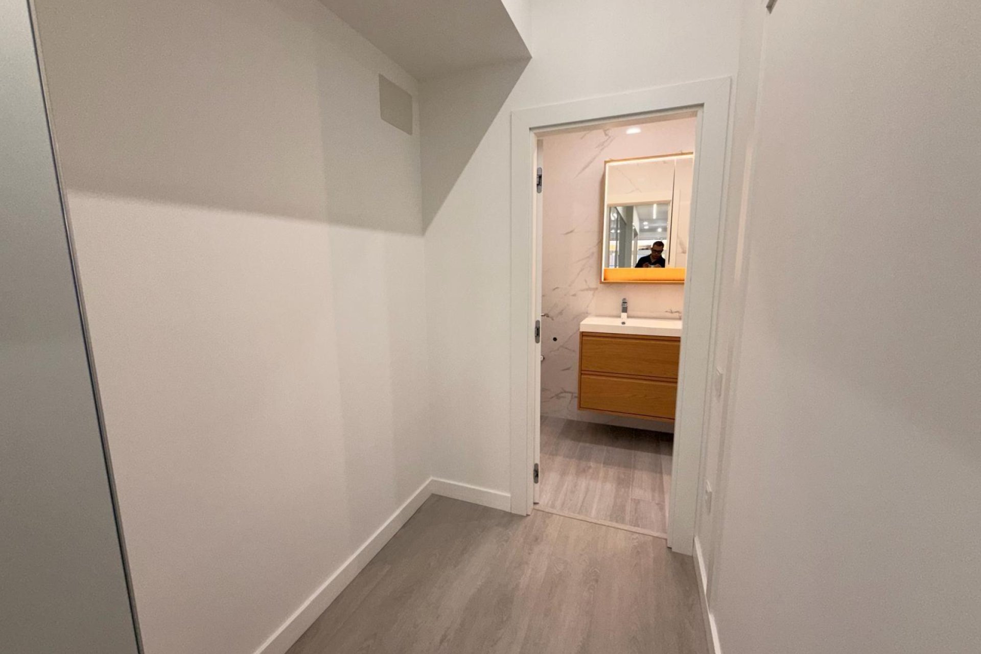 Herverkoop - Appartement -
Torrevieja - Playa del Cura