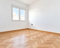 Herverkoop - Appartement -
Torrevieja - Playa del Cura