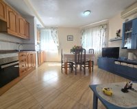 Herverkoop - Appartement -
Torrevieja - Playa del Cura
