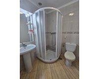 Herverkoop - Appartement -
Torrevieja - Playa del Cura