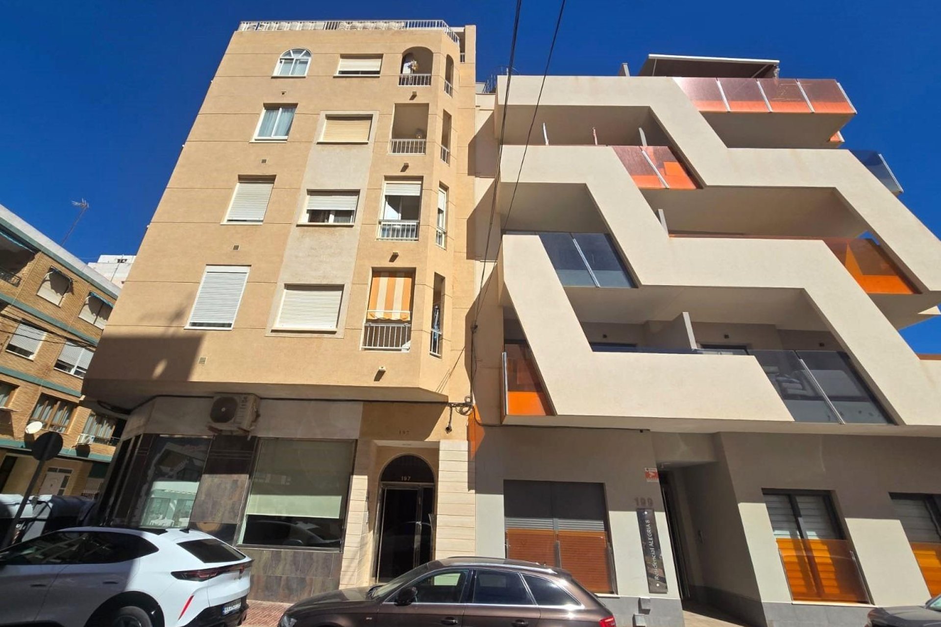 Herverkoop - Appartement -
Torrevieja - Playa del Cura