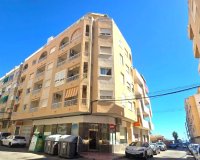 Herverkoop - Appartement -
Torrevieja - Playa del Cura