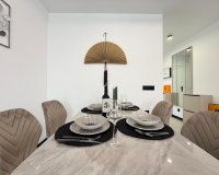 Herverkoop - Appartement -
Torrevieja - Playa del Cura