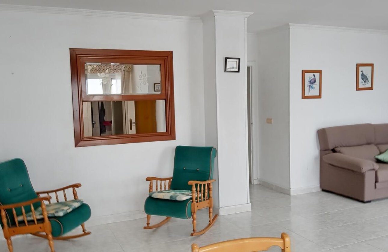 Herverkoop - Appartement -
Torrevieja - PLAYA LOS LOCOS