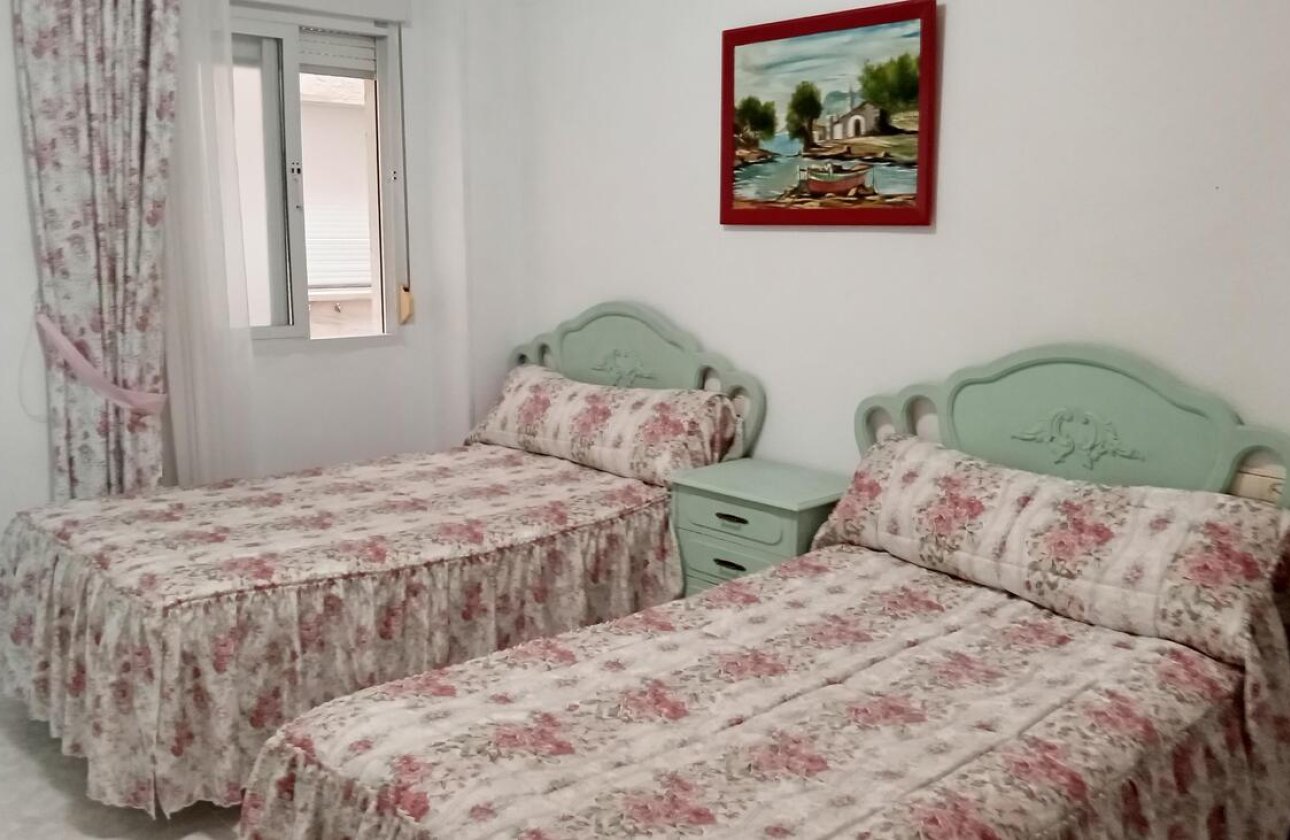 Herverkoop - Appartement -
Torrevieja - PLAYA LOS LOCOS