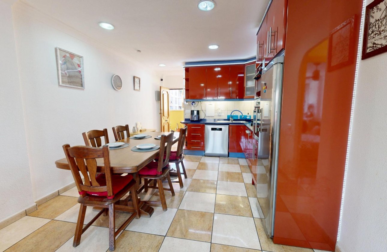 Herverkoop - Appartement -
Torrevieja - Puerto Deportivo Marina Salinas