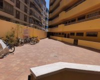 Herverkoop - Appartement -
Torrevieja - Puerto Deportivo