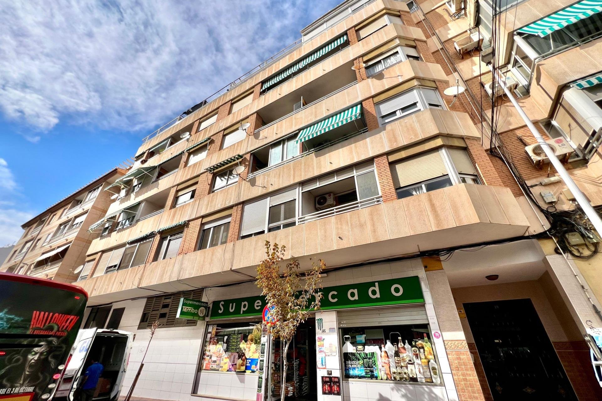 Herverkoop - Appartement -
Torrevieja - Puerto Deportivo