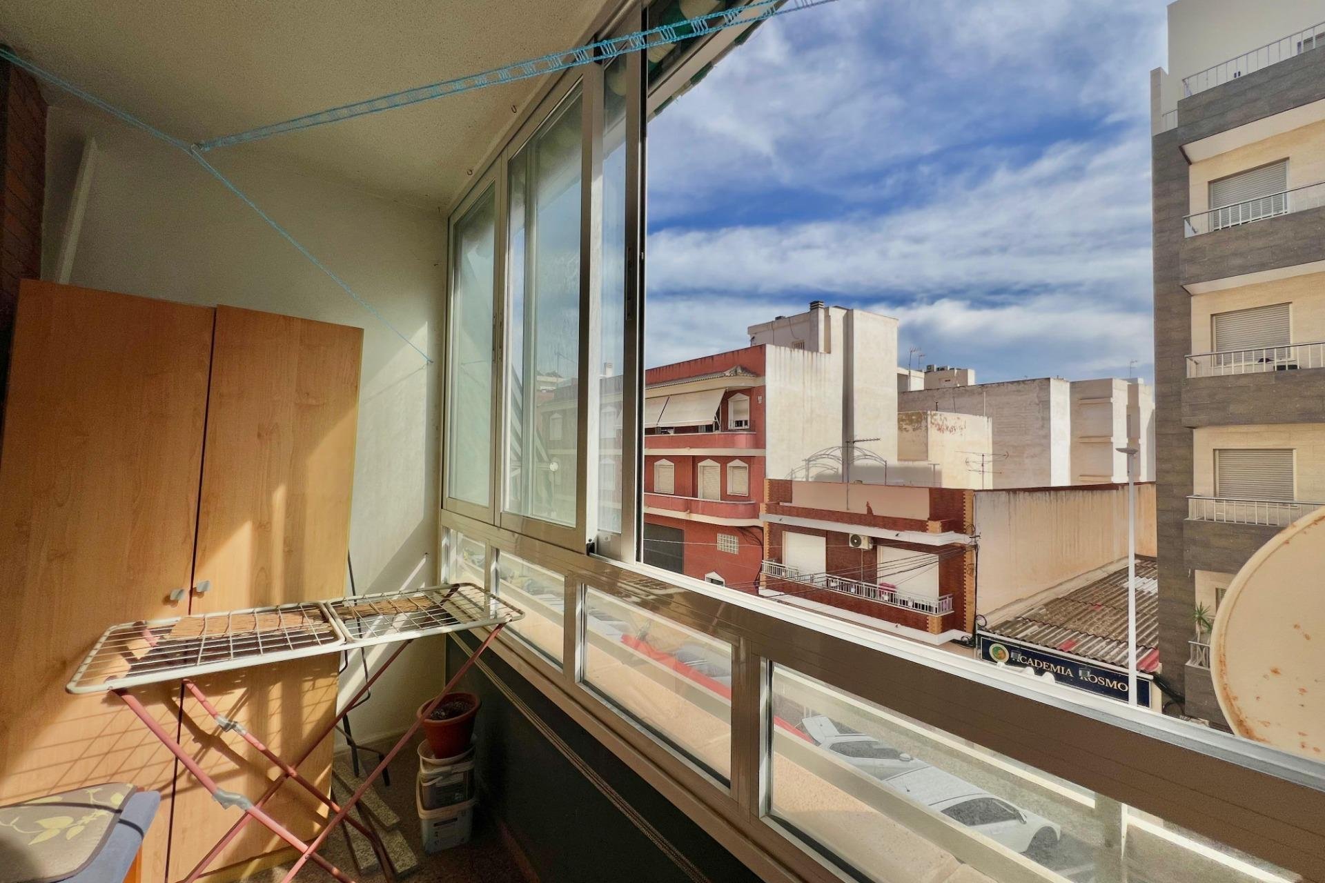 Herverkoop - Appartement -
Torrevieja - Puerto Deportivo