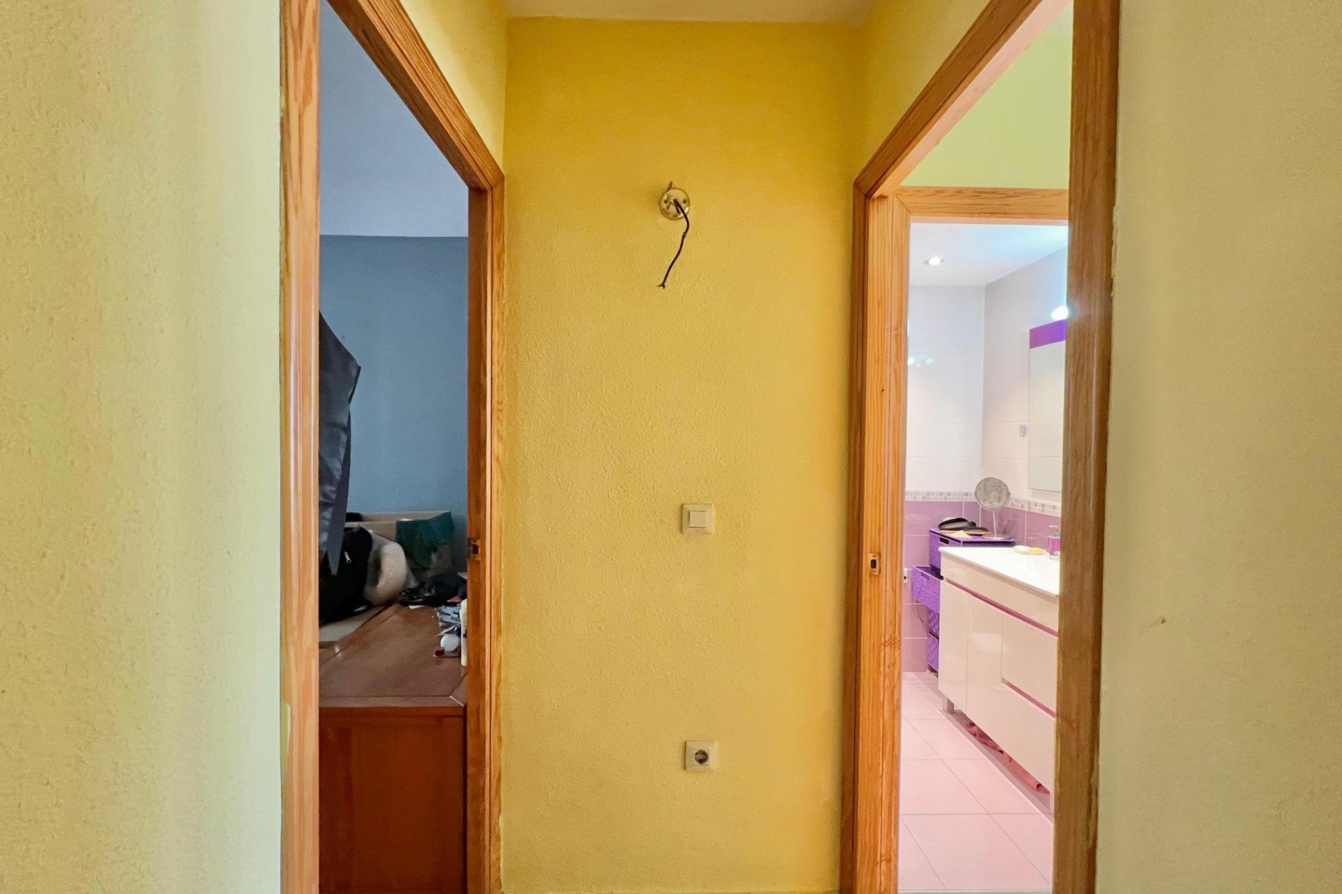 Herverkoop - Appartement -
Torrevieja - Puerto Deportivo