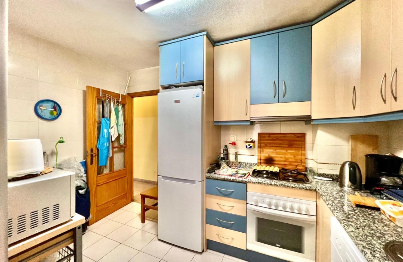Herverkoop - Appartement -
Torrevieja - Puerto Deportivo