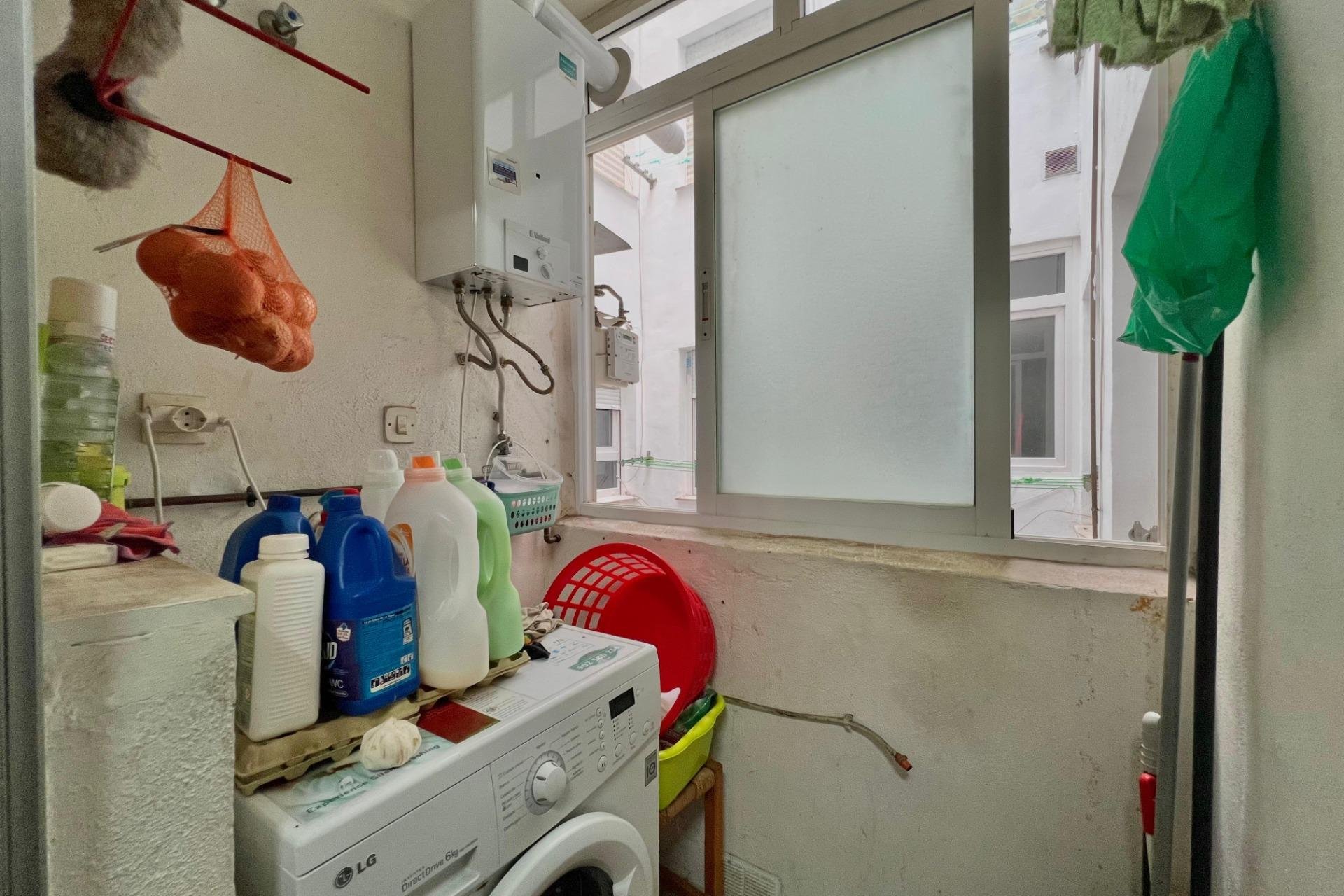 Herverkoop - Appartement -
Torrevieja - Puerto Deportivo