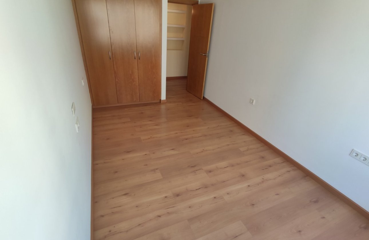 Herverkoop - Appartement -
Torrevieja - Puerto