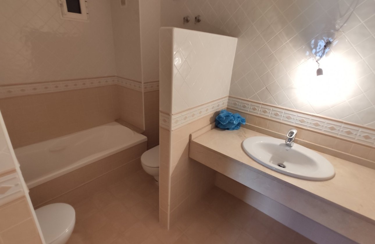 Herverkoop - Appartement -
Torrevieja - Puerto