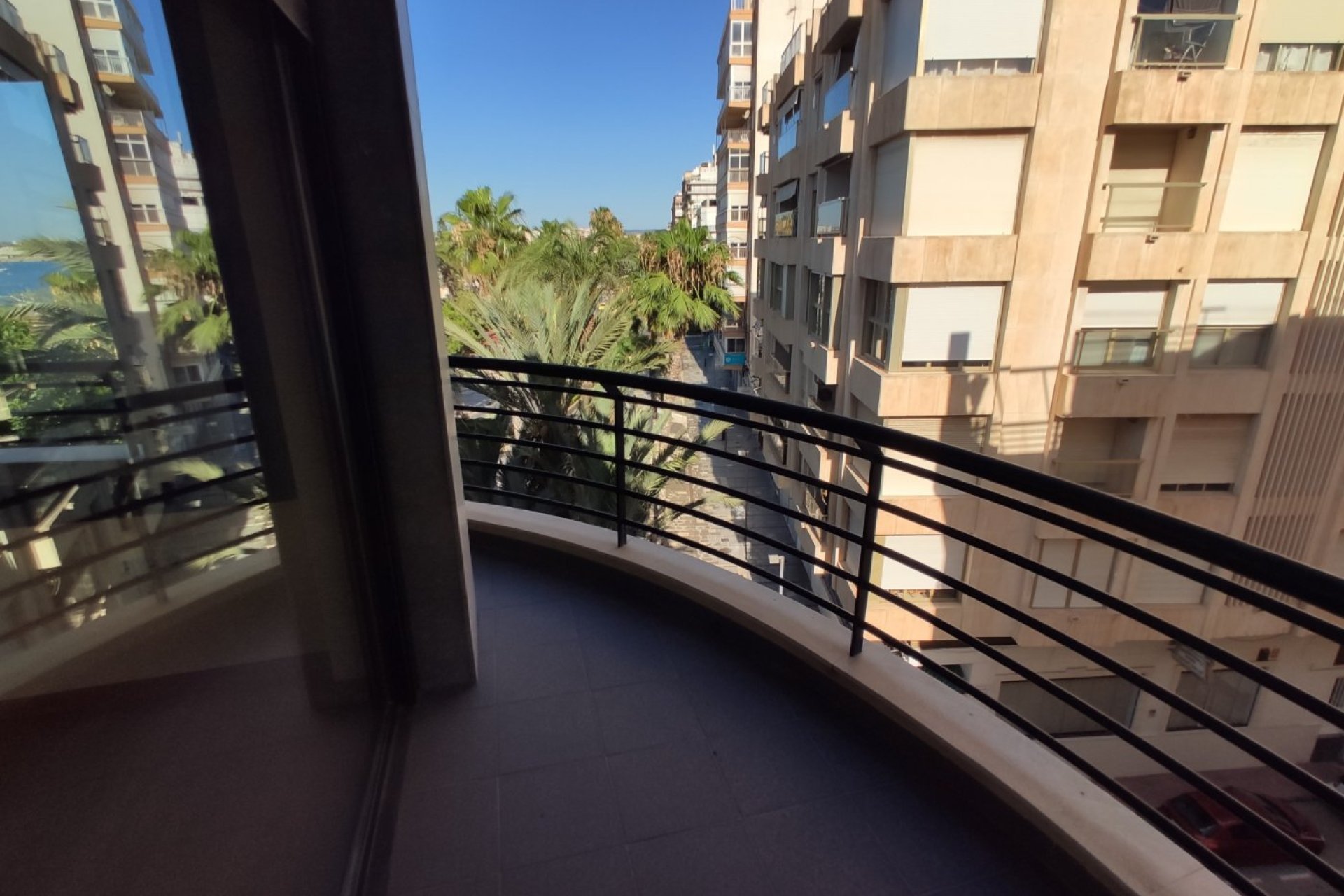 Herverkoop - Appartement -
Torrevieja - Puerto