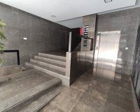 Herverkoop - Appartement -
Torrevieja - Puerto