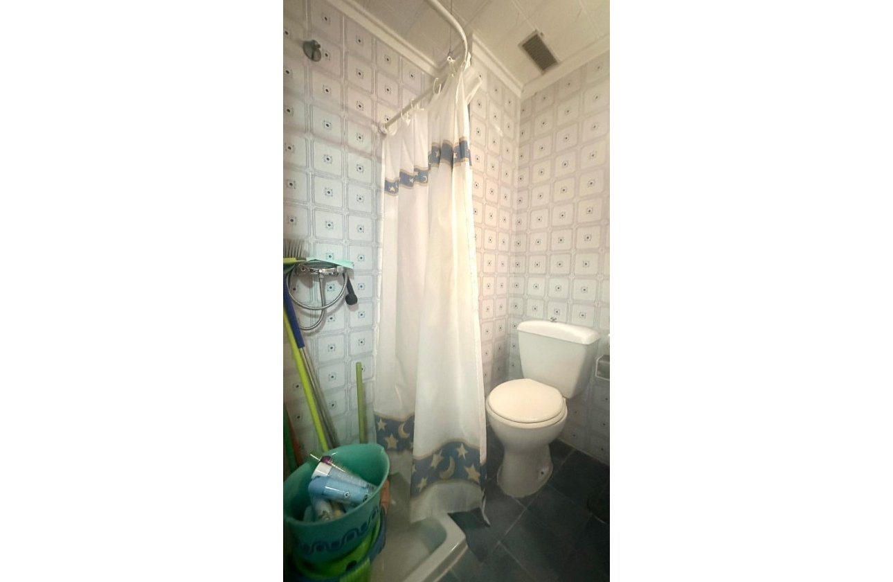 Herverkoop - Appartement -
Torrevieja - Punta Prima