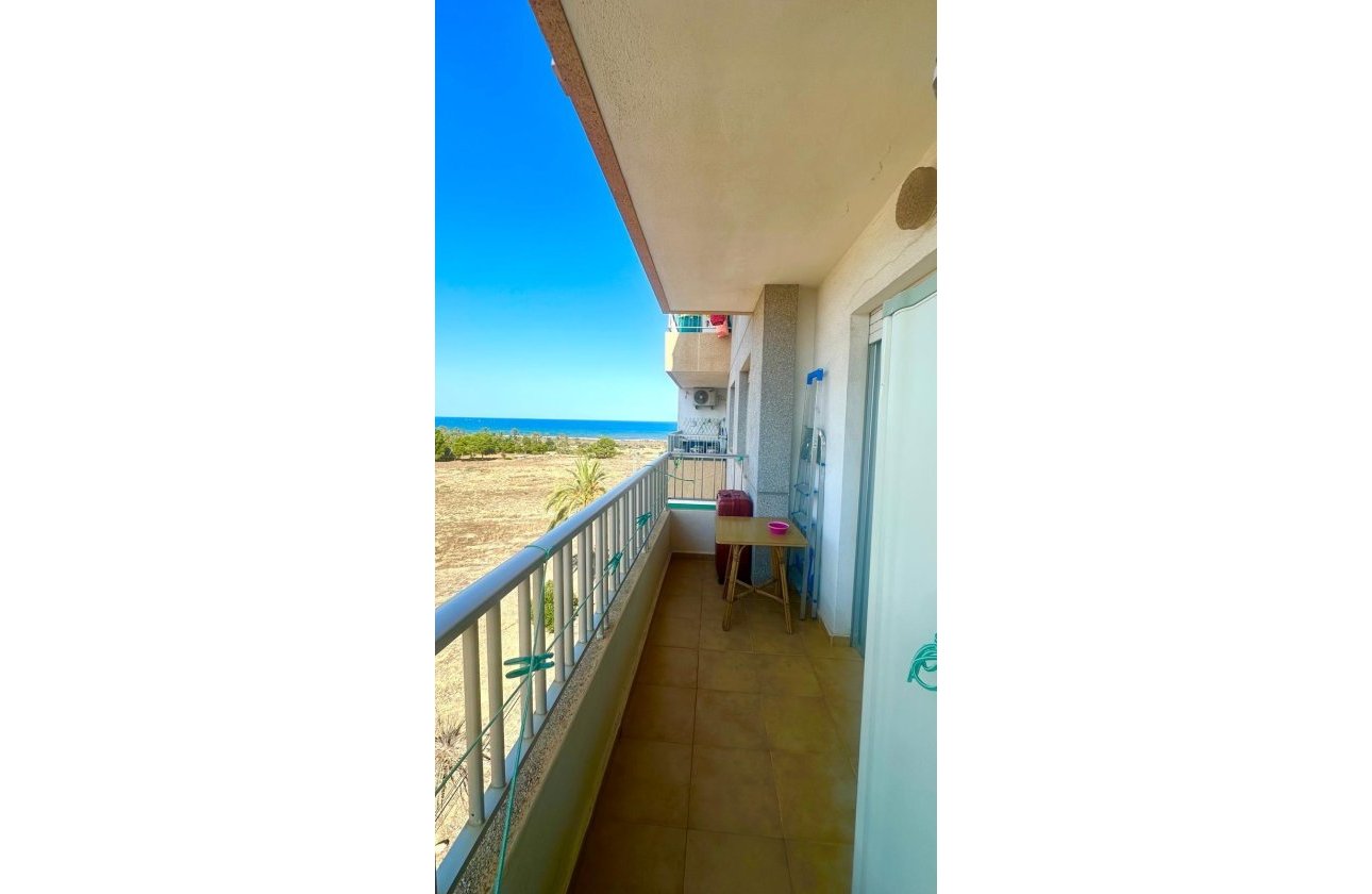 Herverkoop - Appartement -
Torrevieja - Punta Prima