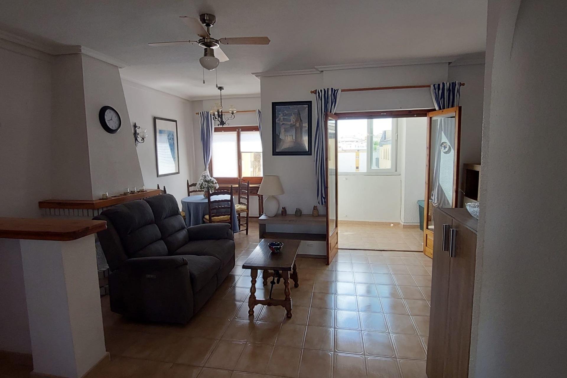 Herverkoop - Appartement -
Torrevieja - Punta Prima