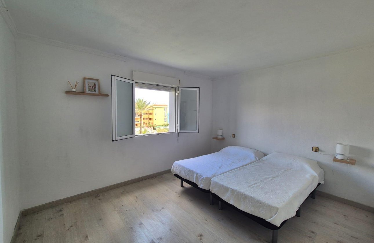 Herverkoop - Appartement -
Torrevieja - Punta Prima