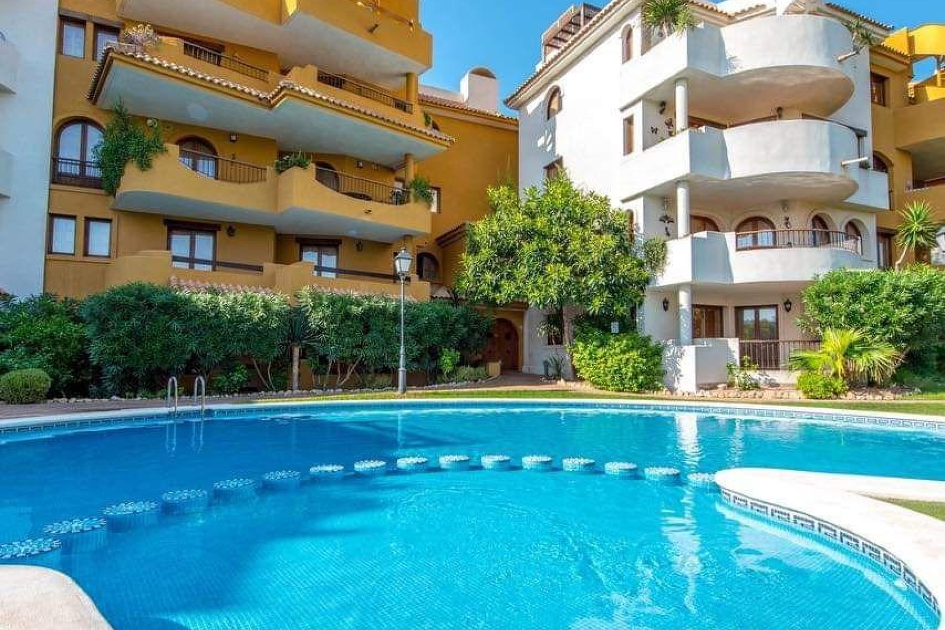 Herverkoop - Appartement -
Torrevieja - Punta Prima