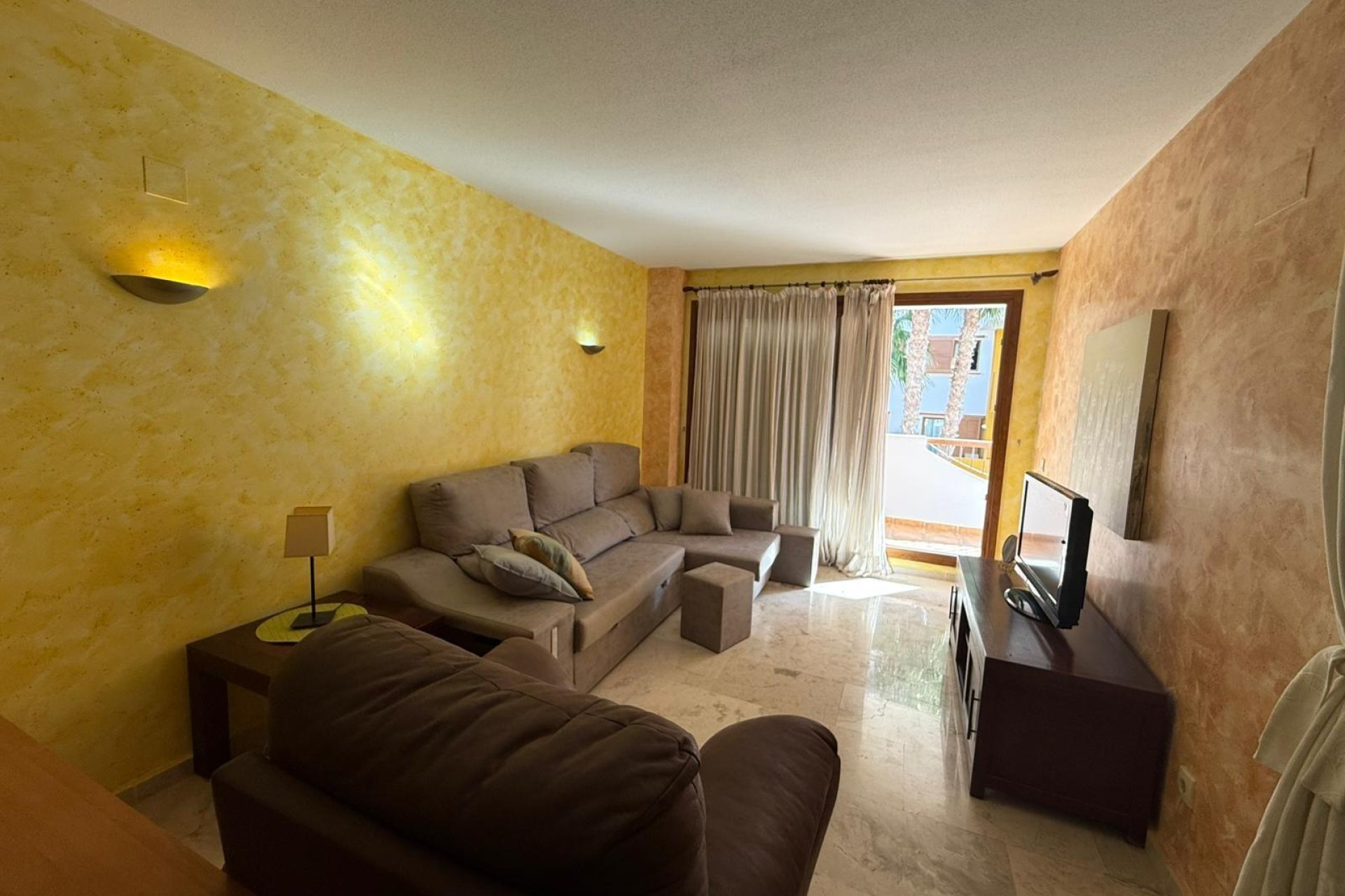 Herverkoop - Appartement -
Torrevieja - Punta Prima