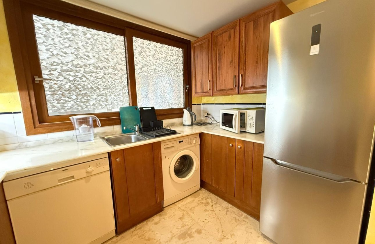 Herverkoop - Appartement -
Torrevieja - Punta Prima