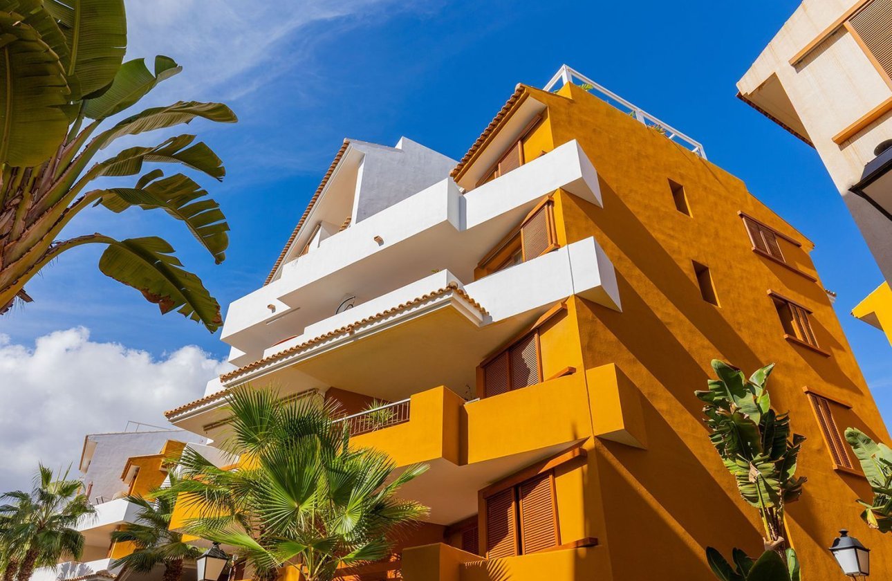 Herverkoop - Appartement -
Torrevieja - Punta Prima