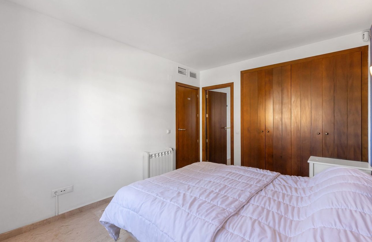 Herverkoop - Appartement -
Torrevieja - Punta Prima