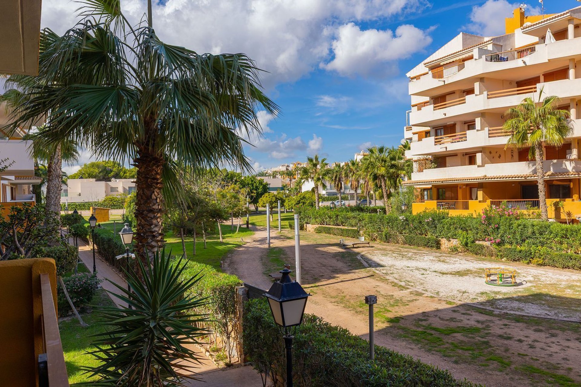Herverkoop - Appartement -
Torrevieja - Punta Prima