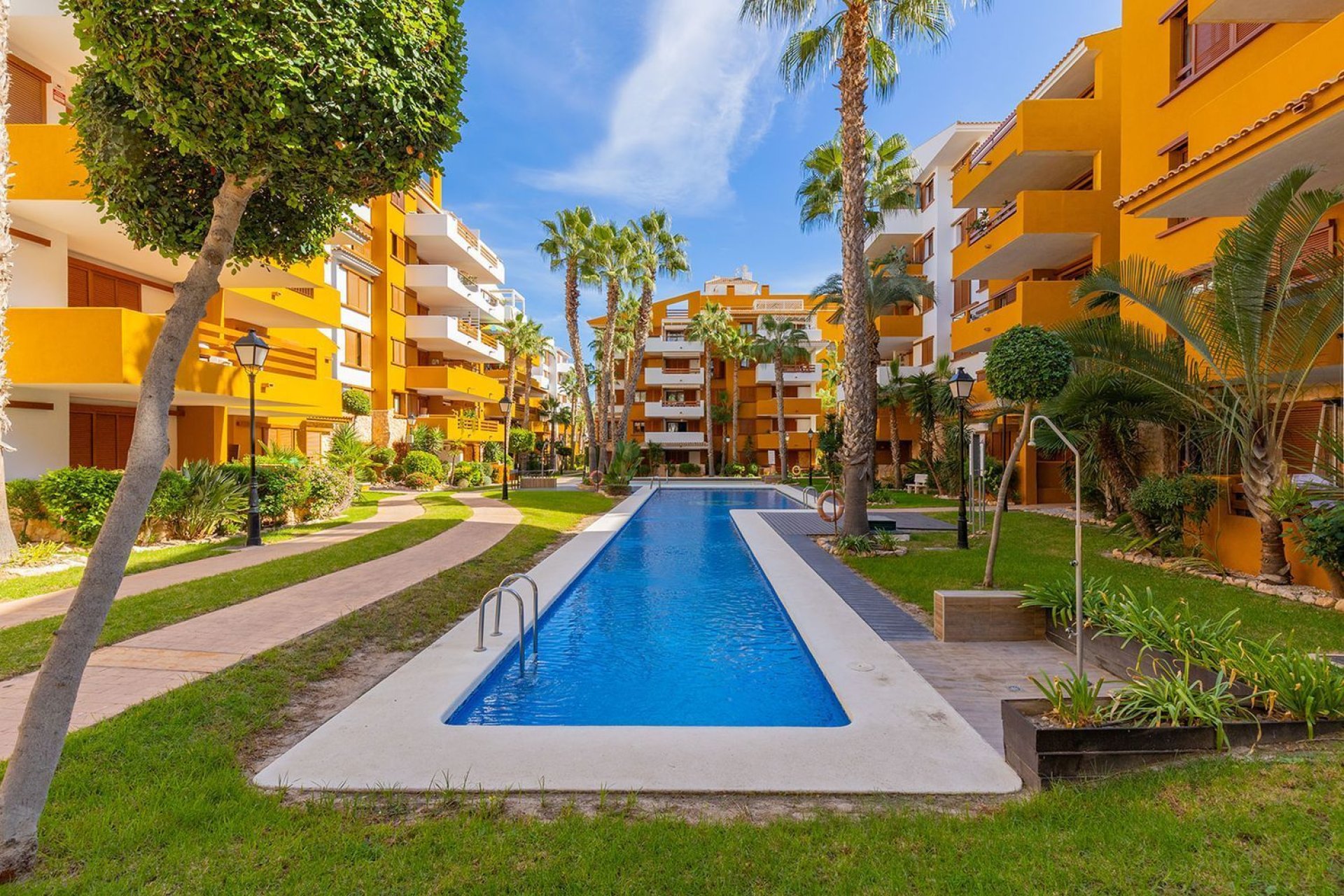 Herverkoop - Appartement -
Torrevieja - Punta Prima