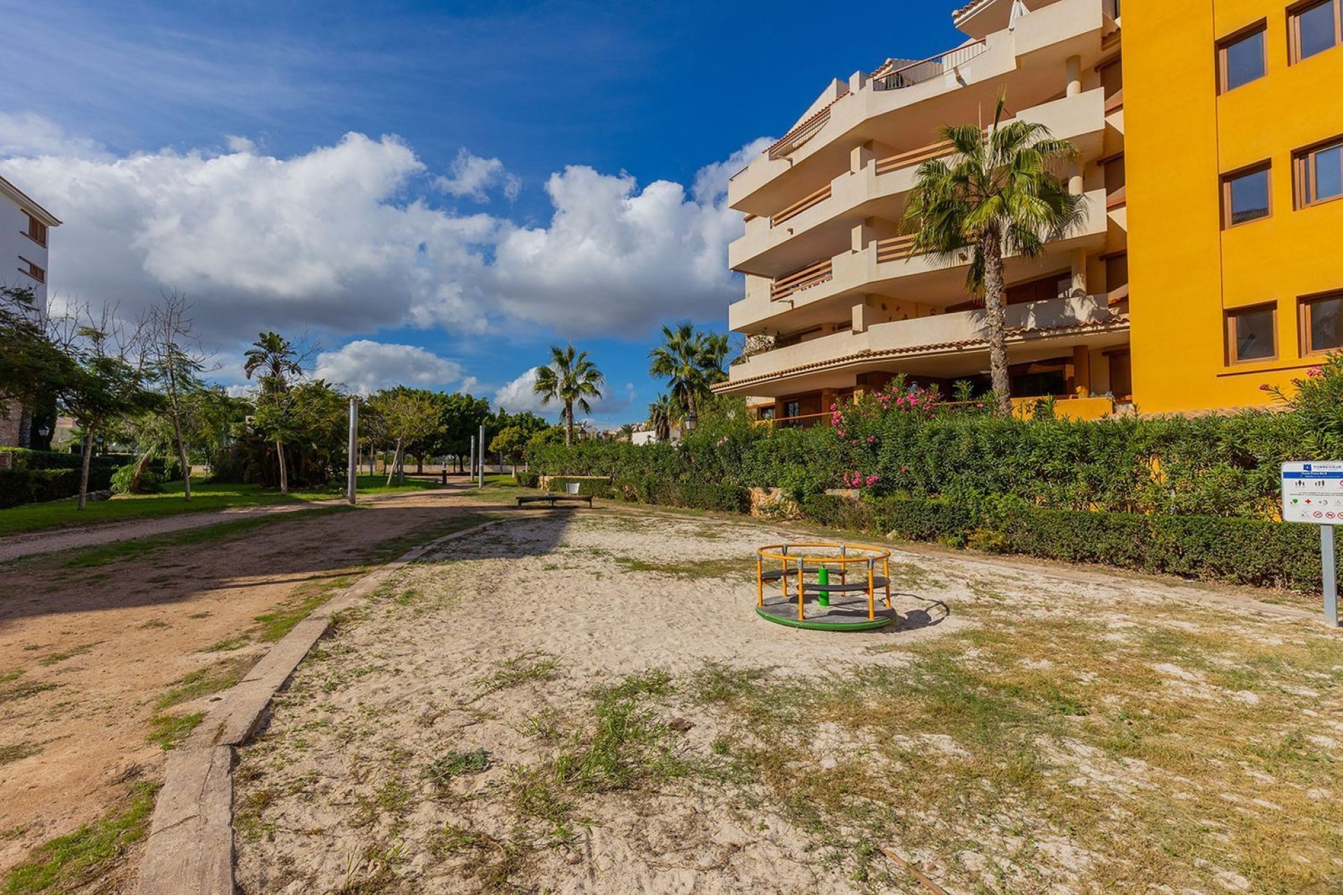Herverkoop - Appartement -
Torrevieja - Punta Prima