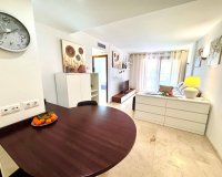 Herverkoop - Appartement -
Torrevieja - Punta Prima