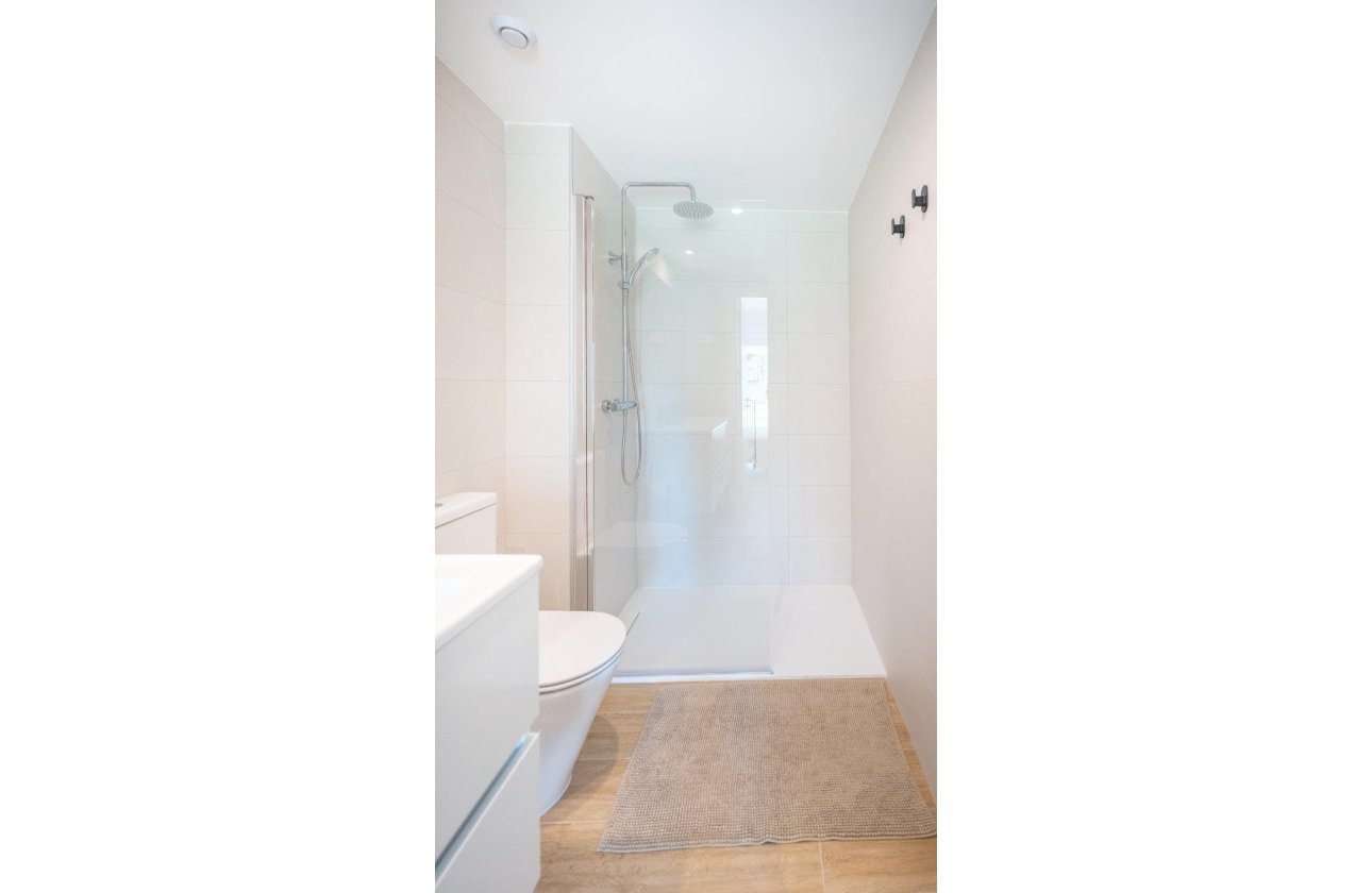 Herverkoop - Appartement -
Torrevieja - Punta Prima