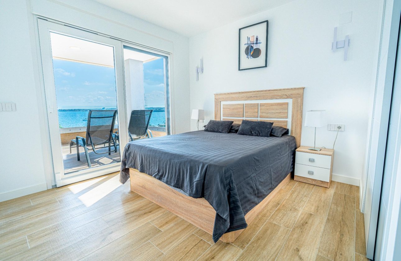 Herverkoop - Appartement -
Torrevieja - Punta Prima