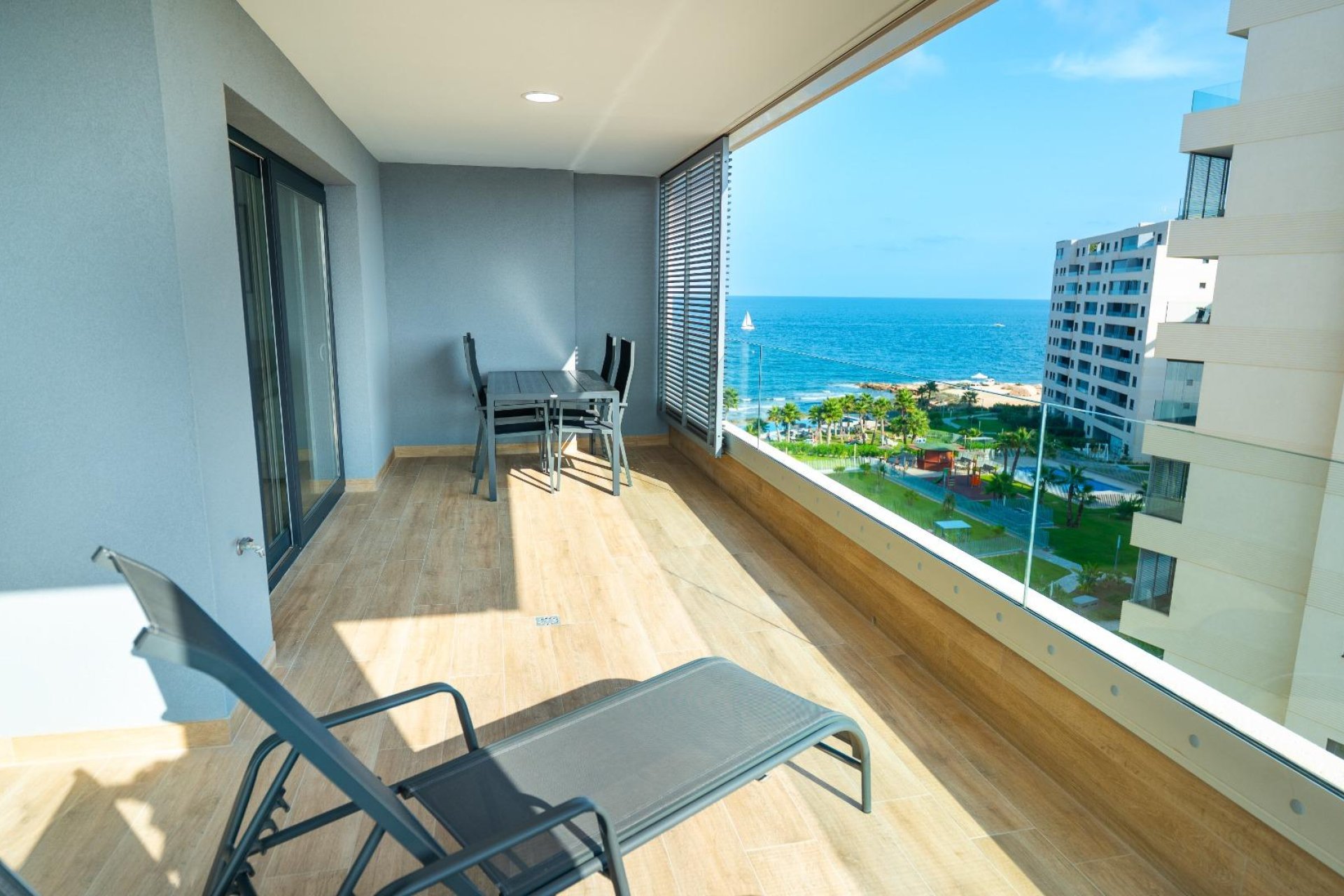 Herverkoop - Appartement -
Torrevieja - Punta Prima