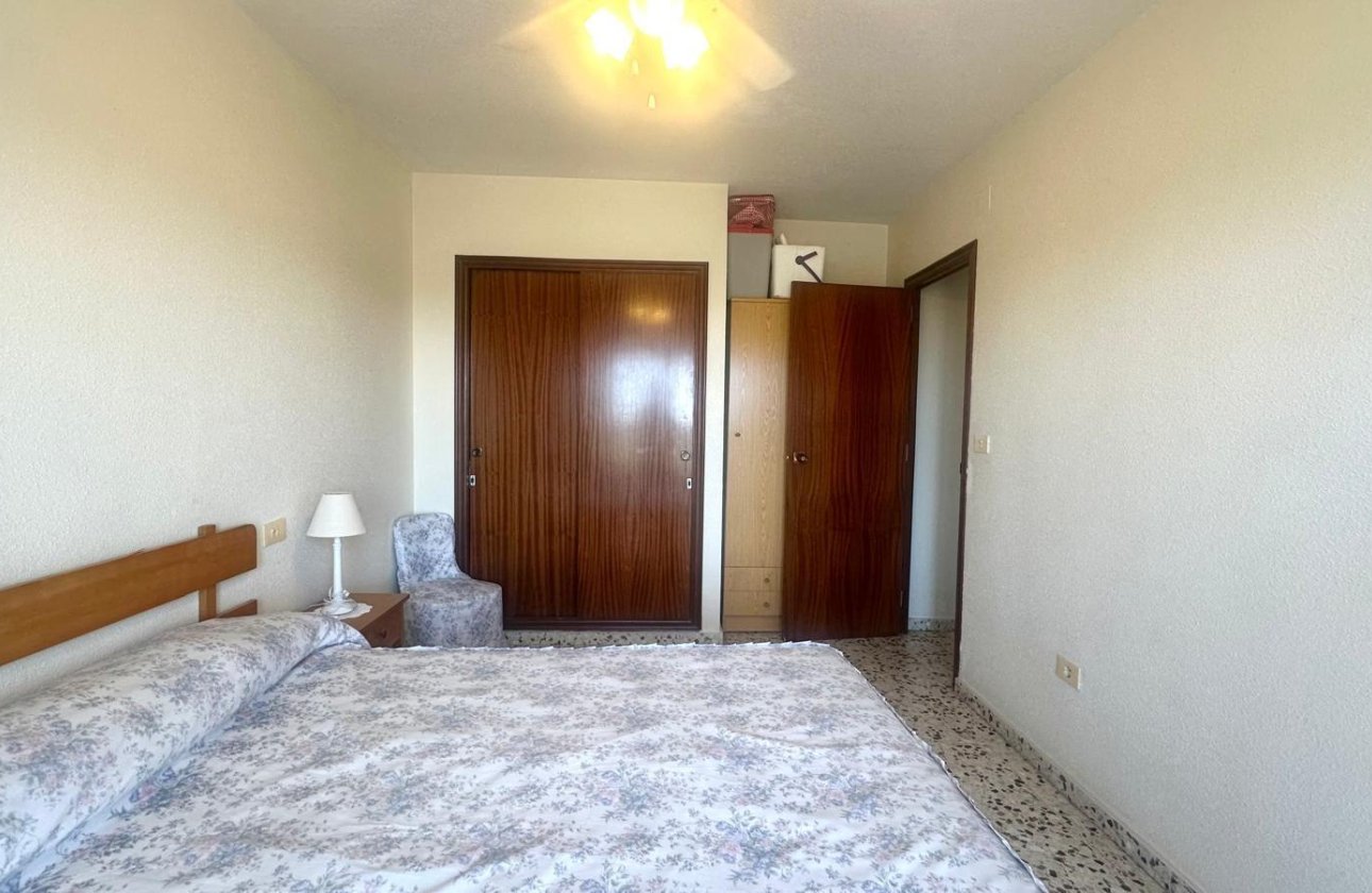 Herverkoop - Appartement -
Torrevieja - Punta Prima