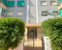 Herverkoop - Appartement -
Torrevieja - Punta Prima