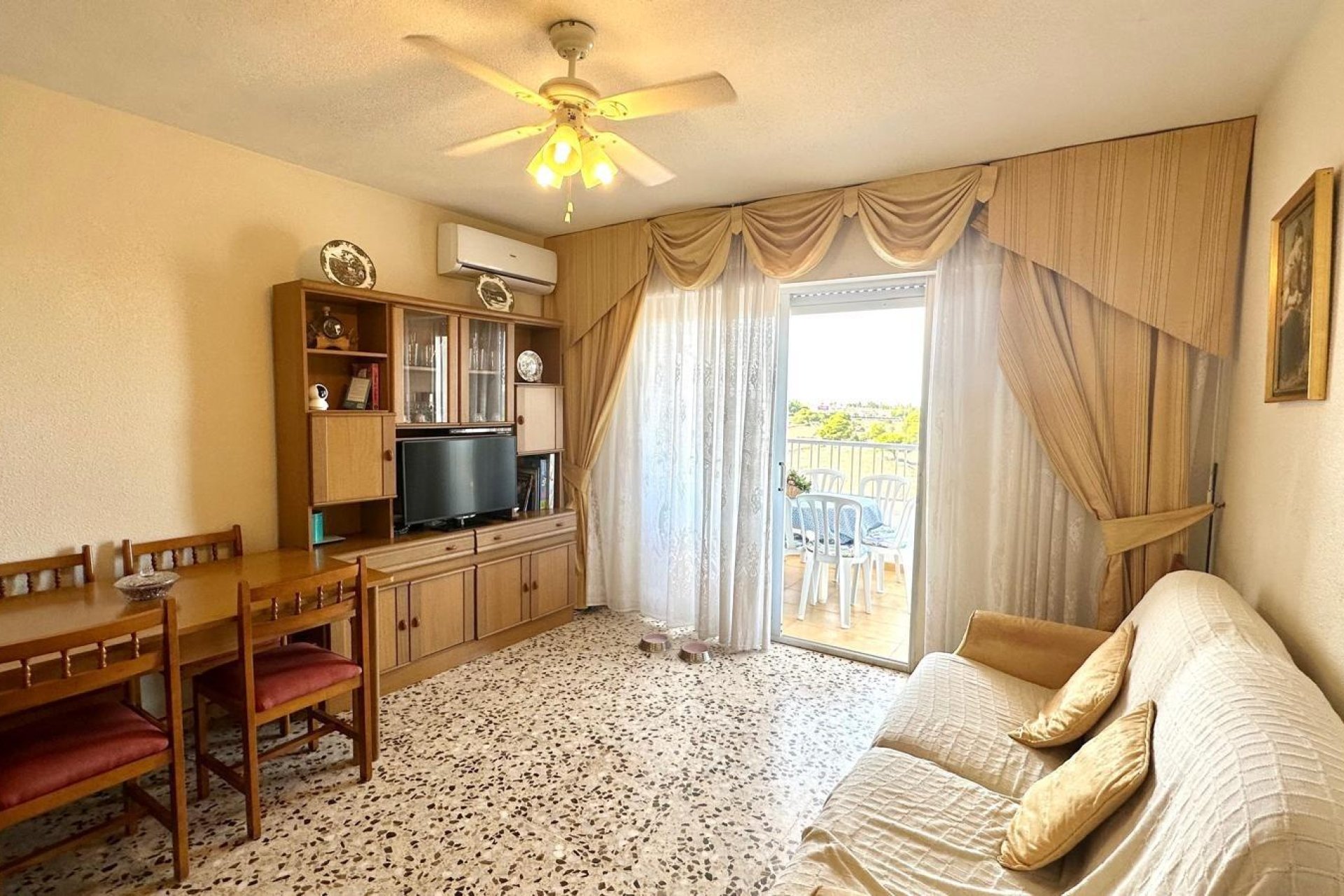 Herverkoop - Appartement -
Torrevieja - Punta Prima