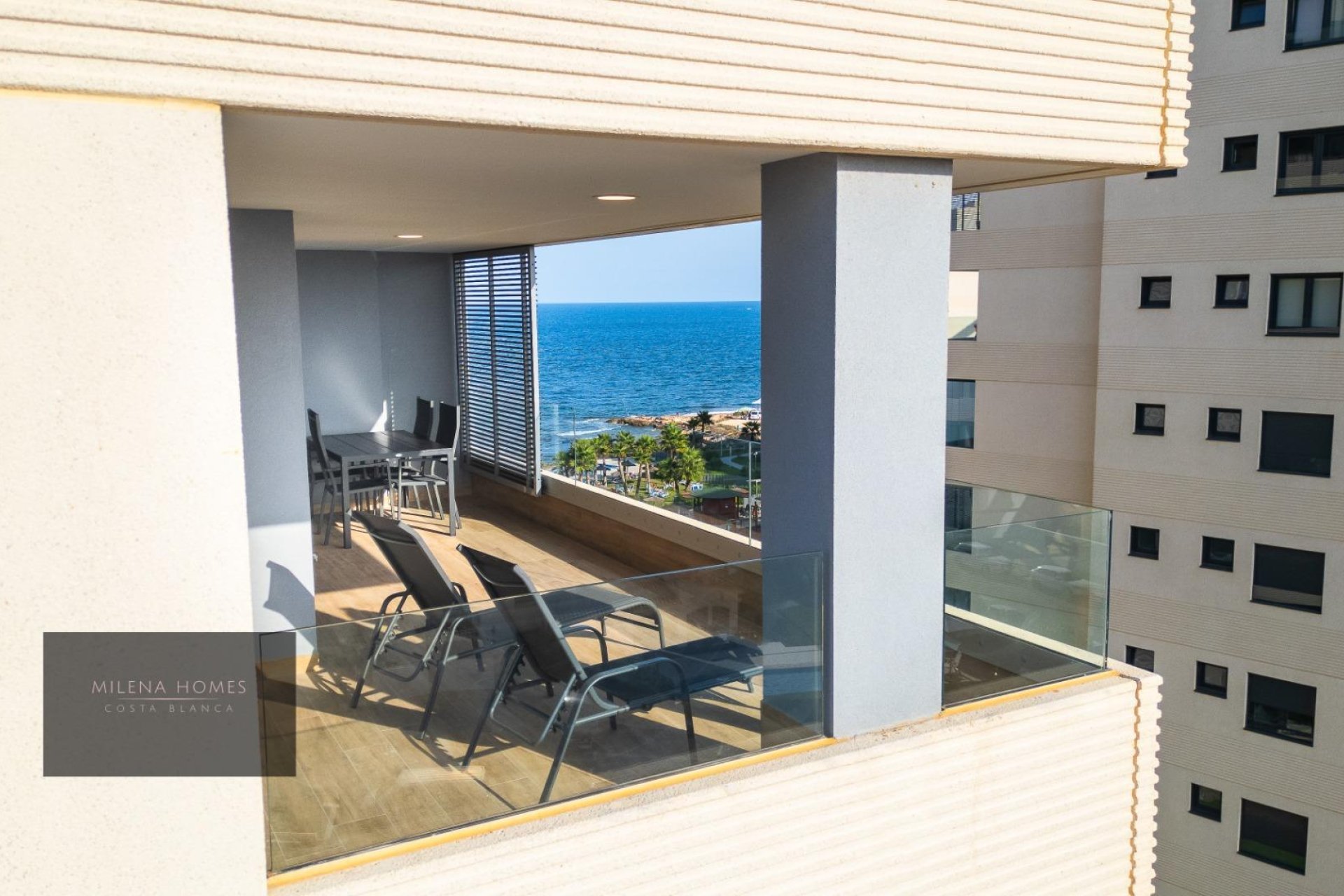 Herverkoop - Appartement -
Torrevieja - Punta Prima