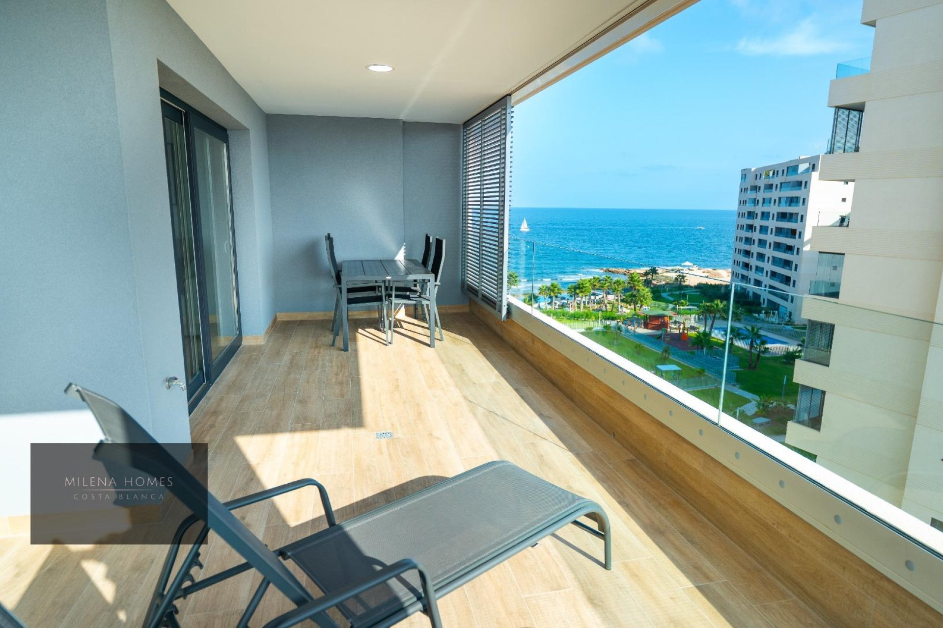 Herverkoop - Appartement -
Torrevieja - Punta Prima