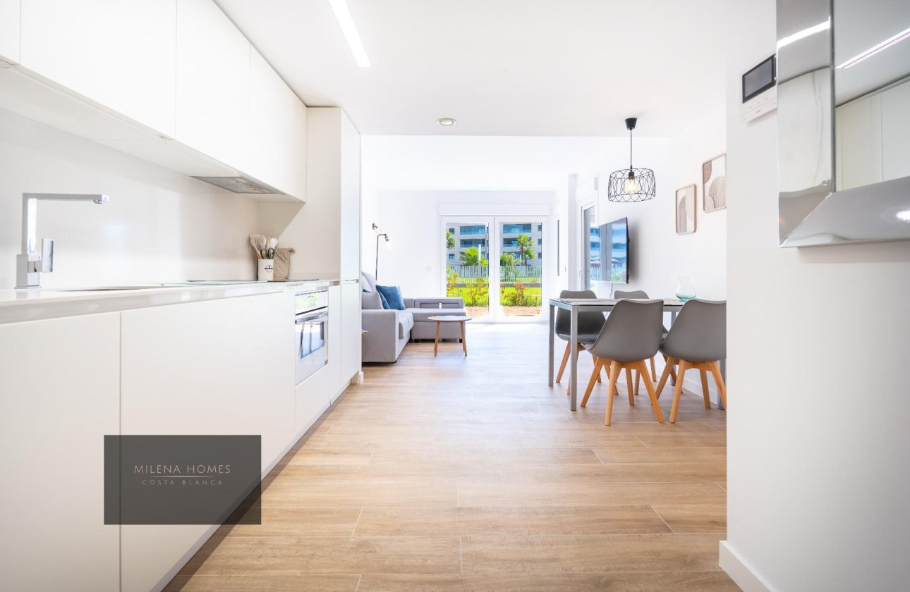 Herverkoop - Appartement -
Torrevieja - Punta Prima