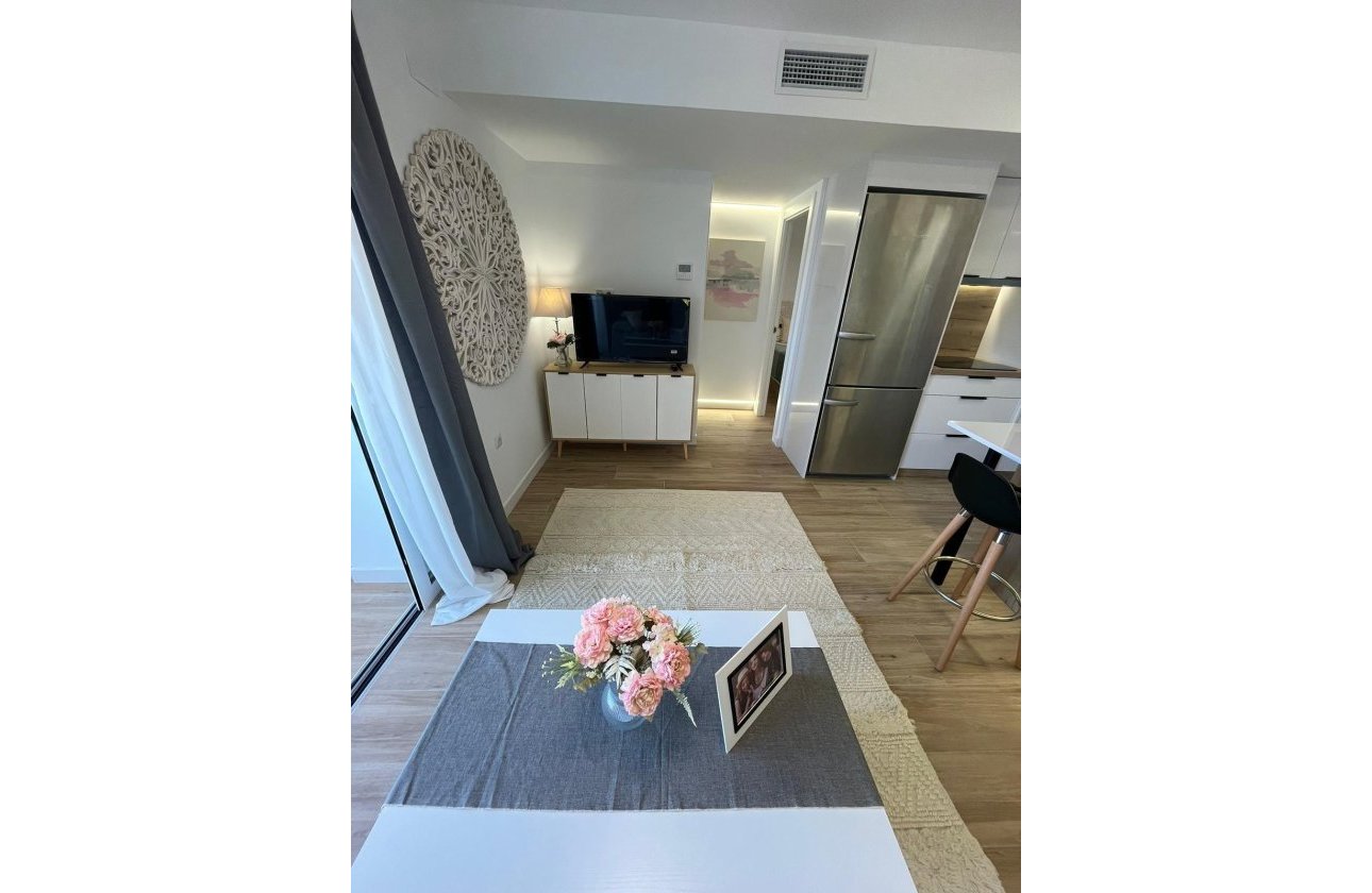 Herverkoop - Appartement -
Torrevieja - Punta Prima