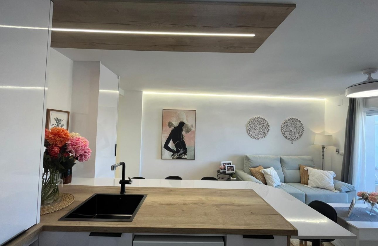 Herverkoop - Appartement -
Torrevieja - Punta Prima