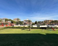 Herverkoop - Appartement -
Torrevieja - Punta Prima