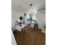 Herverkoop - Appartement -
Torrevieja - Punta Prima